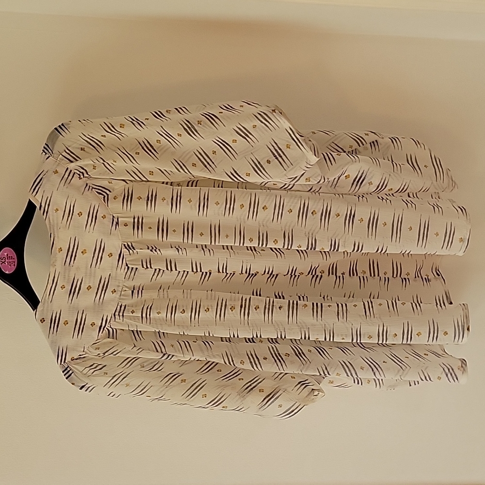 ⚠️3 for 30!! Patterned Kimono - Picture 4 of 4